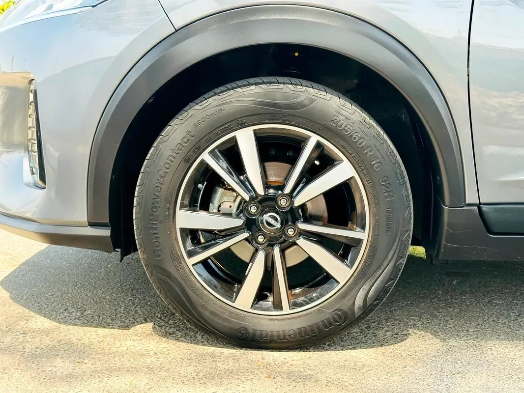 Nissan Kicks 2.0 CVT (141 hp) - 14