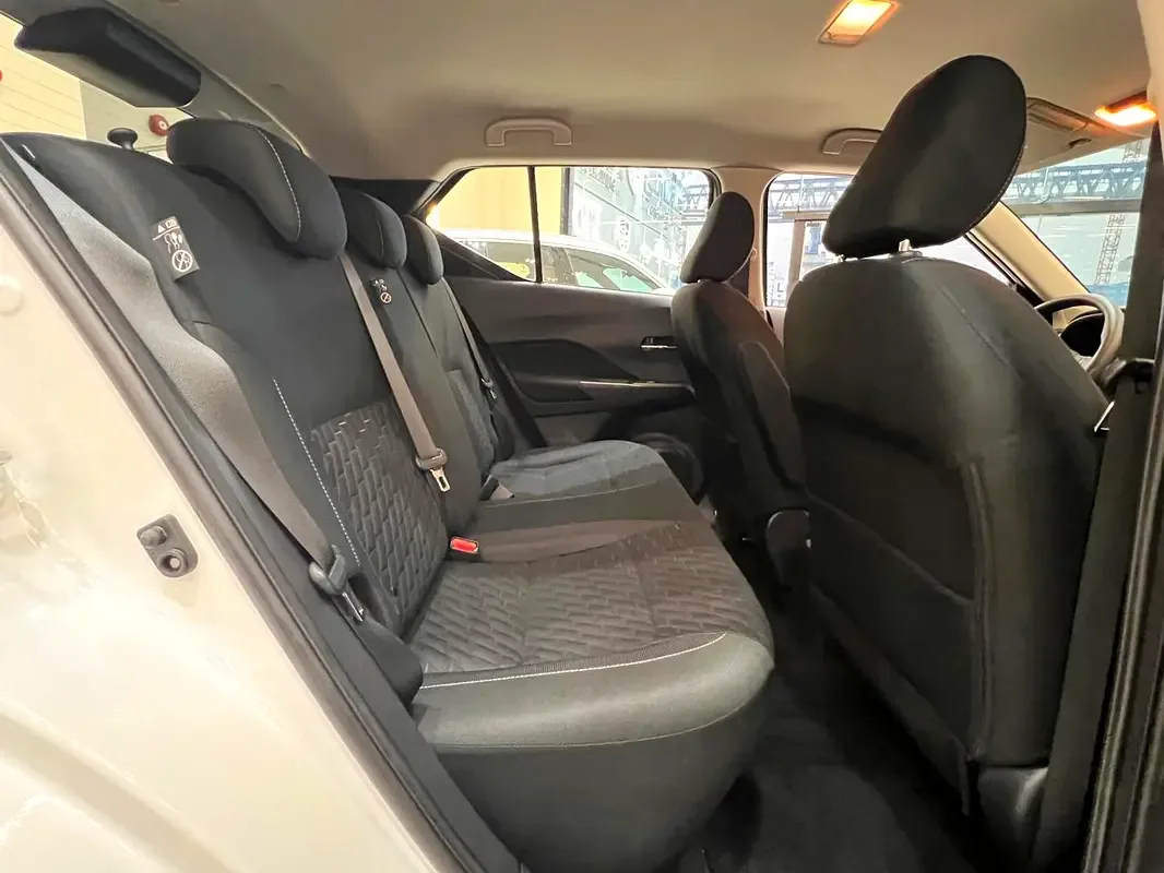 Nissan Kicks 2.0 CVT (141 hp) - 16
