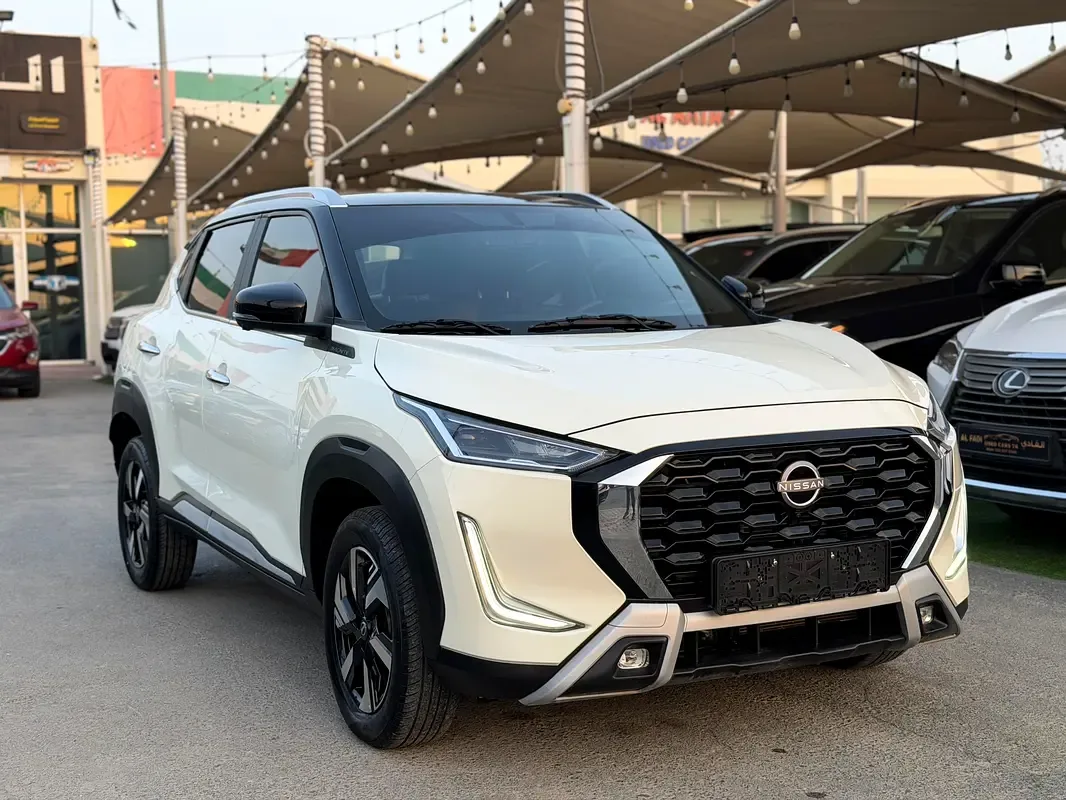 Nissan Magnite 1.0 CVT (100 hp)