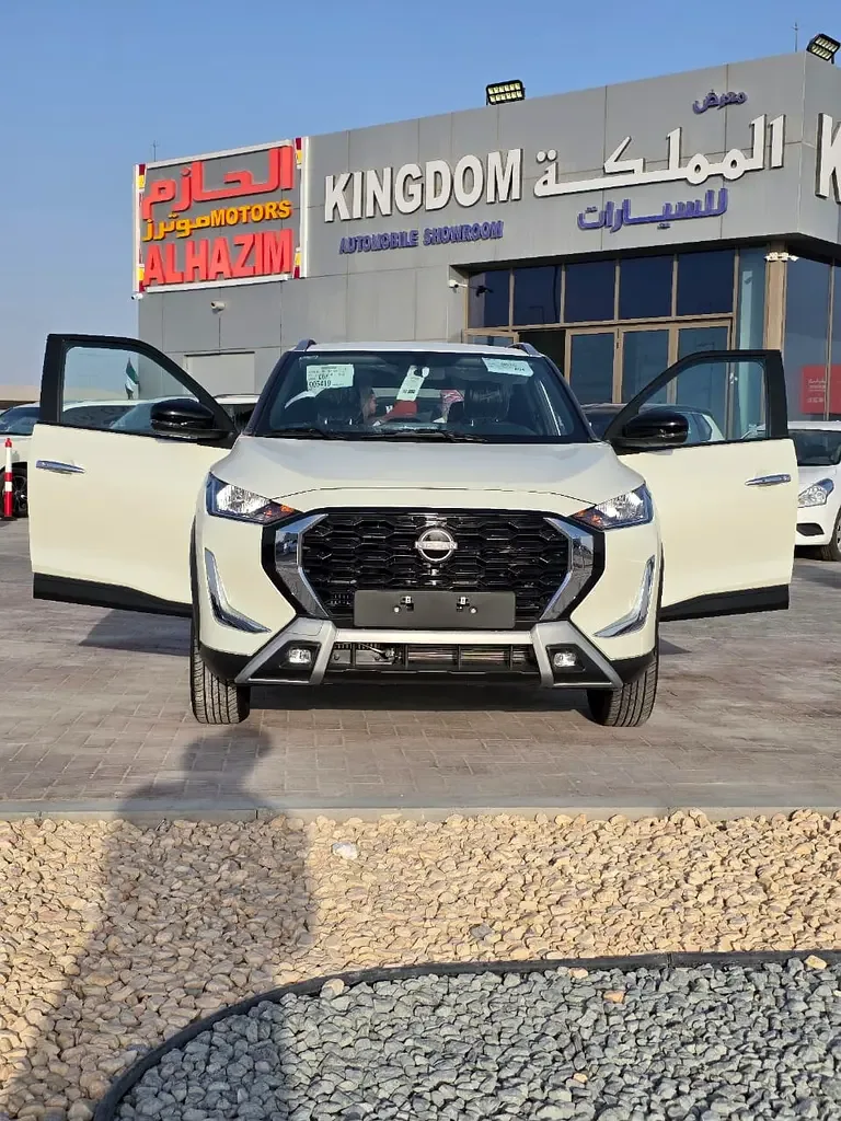 Nissan Magnite 1.0 CVT (100 hp)
