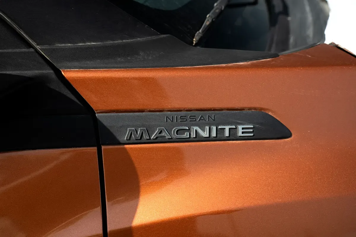 Nissan Magnite 1.0 CVT (100 hp) - 15