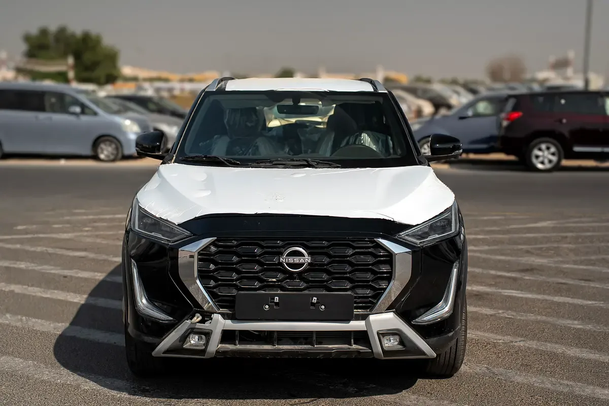 Nissan Magnite 1.0 CVT (100 hp) - 2