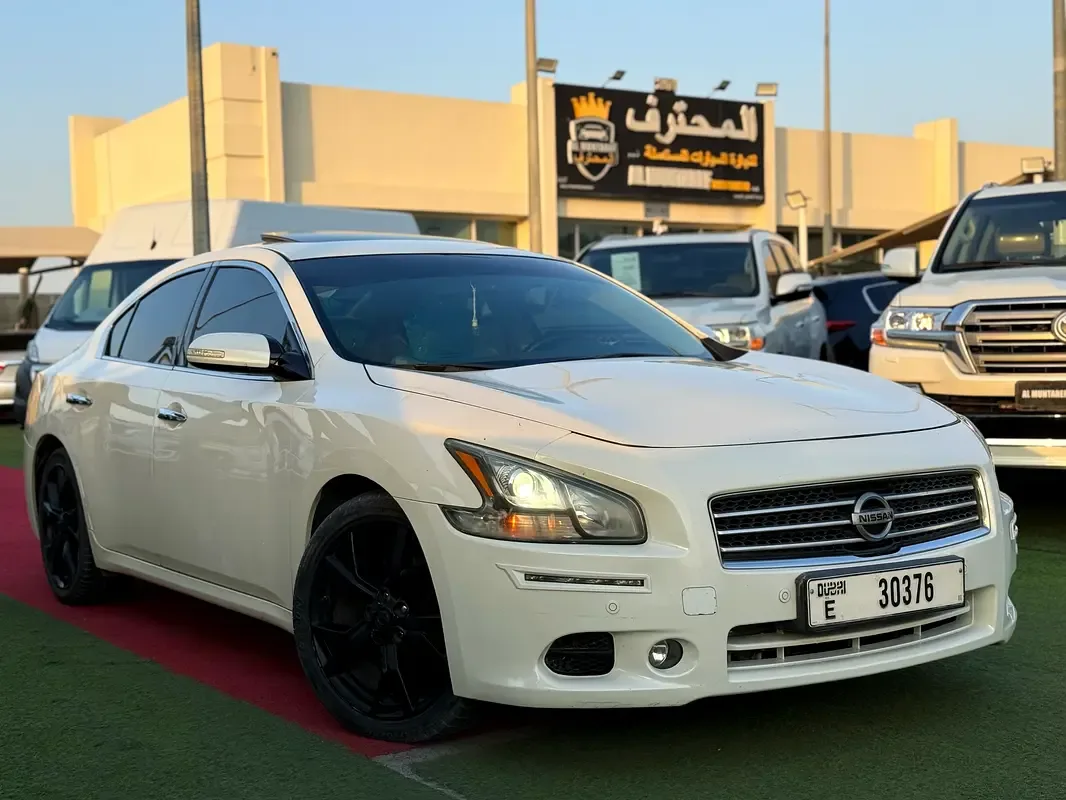 Nissan Maxima 3.5 CVT (290 hp)