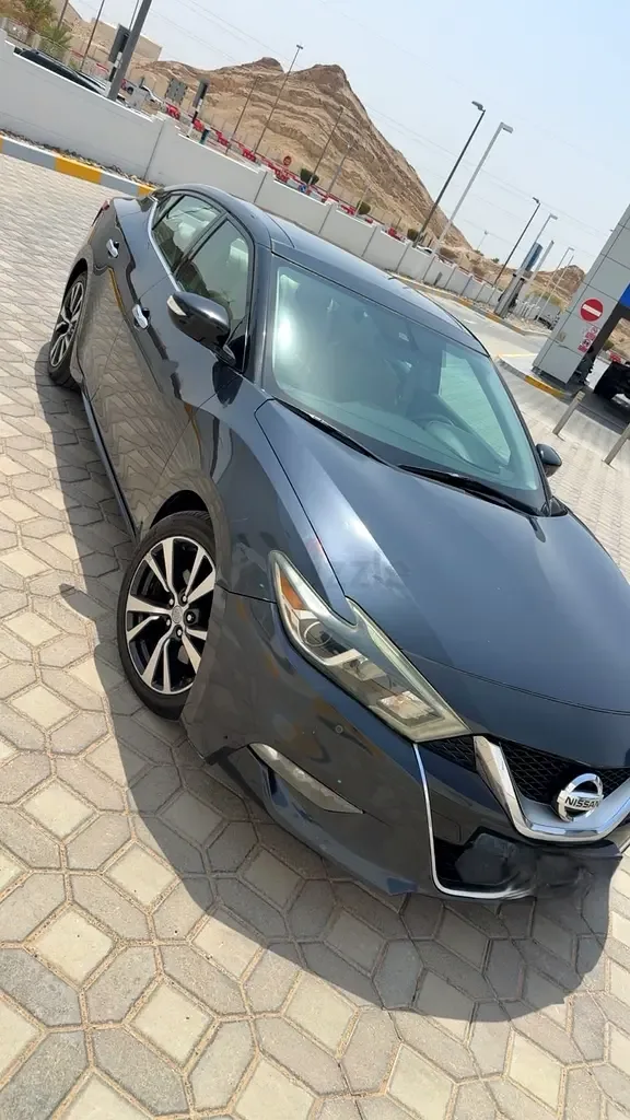 Nissan Maxima 3.5 CVT (300 hp)