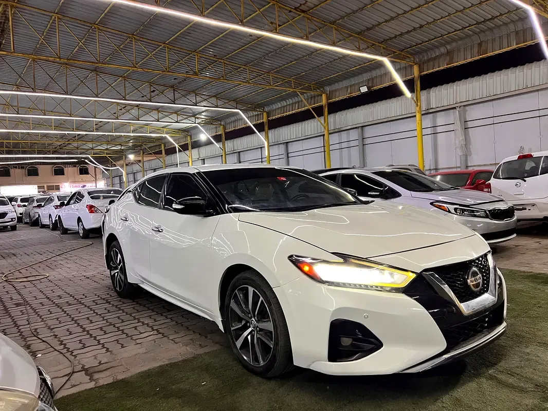 Nissan Maxima 3.5 CVT (300 hp)