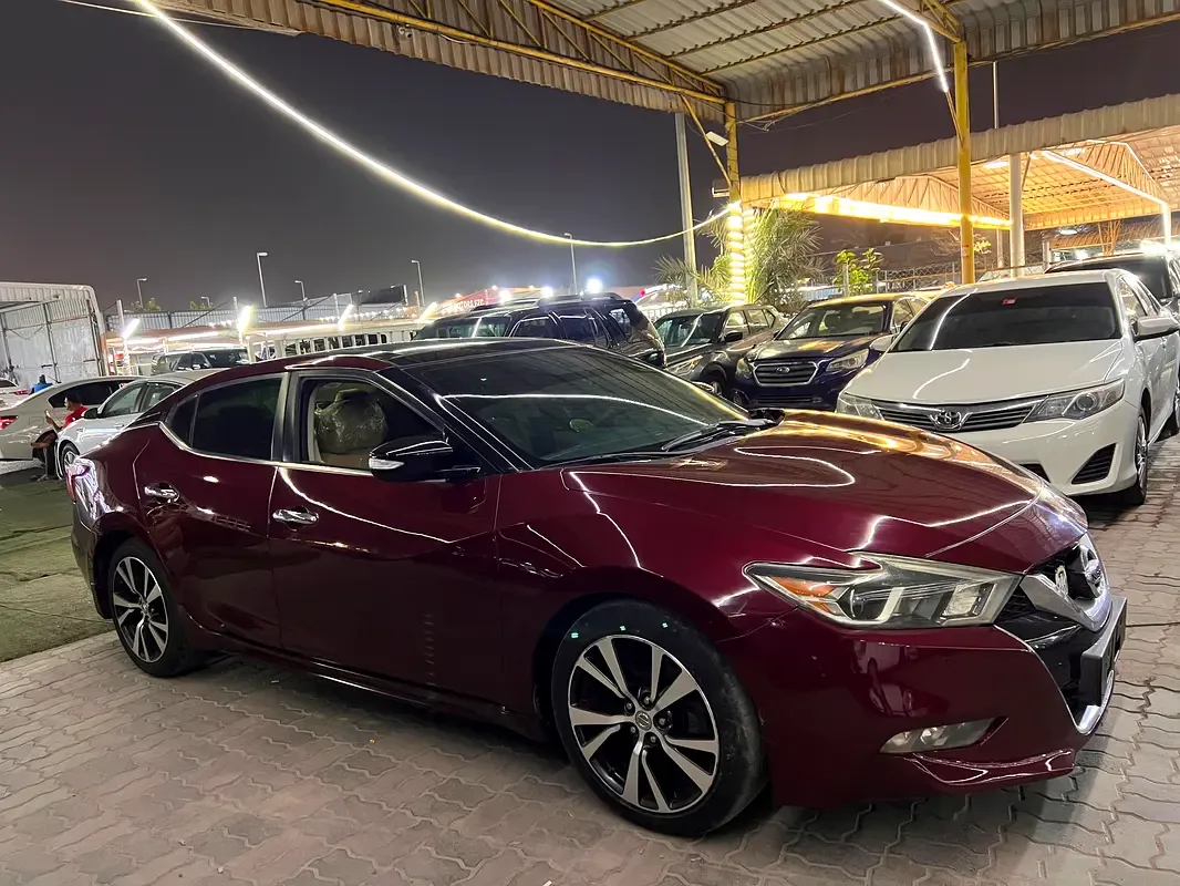 Nissan Maxima 3.5 CVT (300 hp)