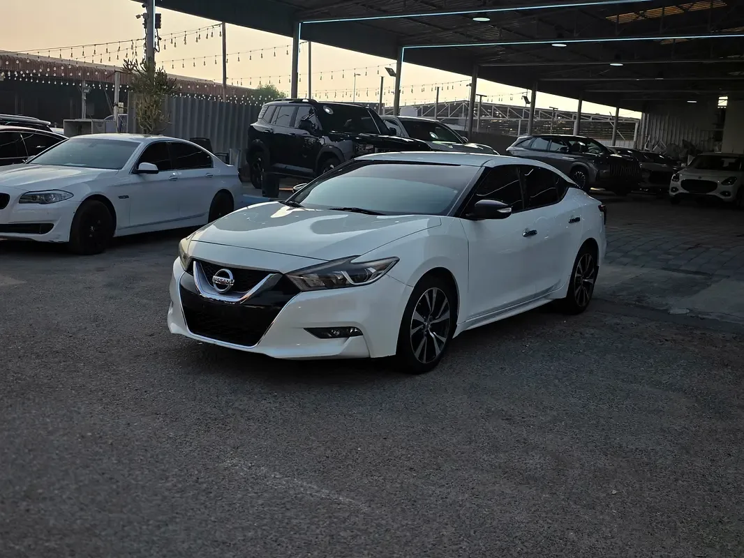 Nissan Maxima 3.5 CVT (300 hp)
