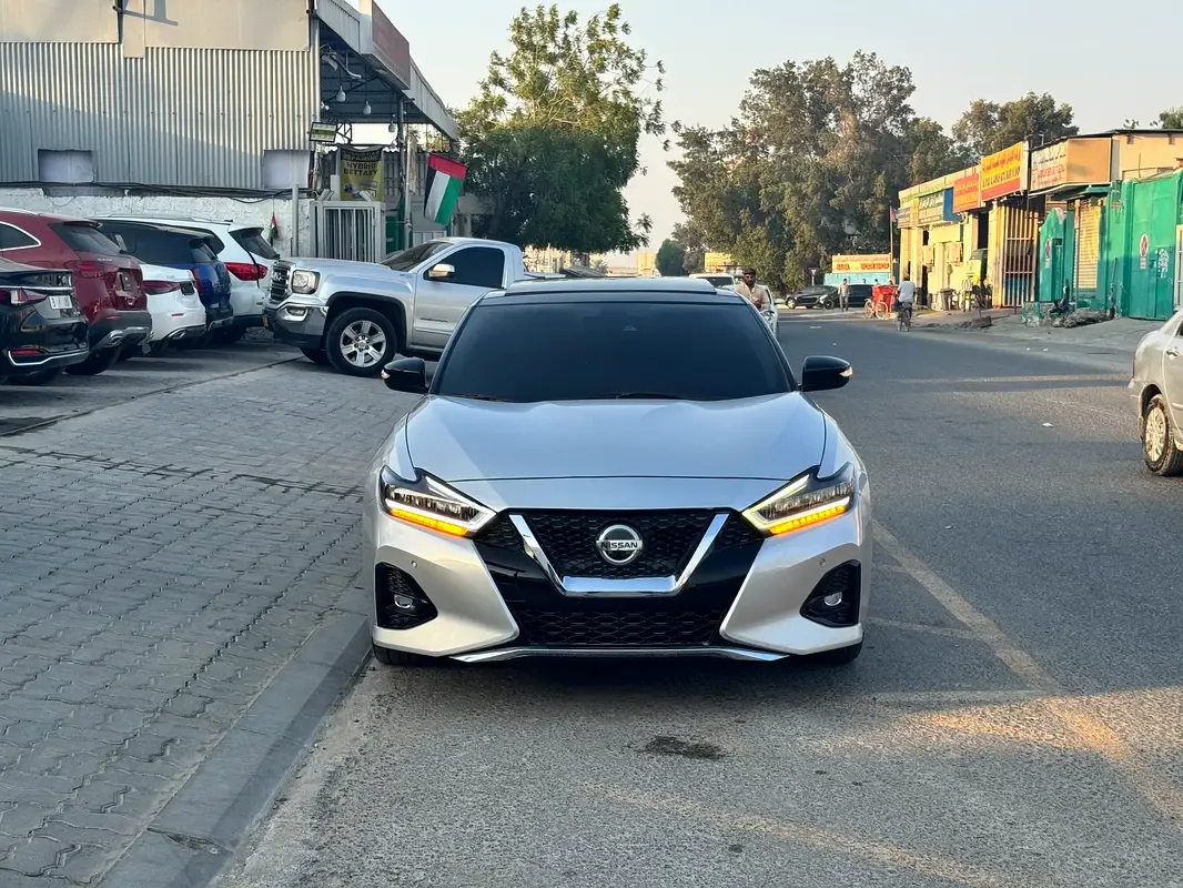 Nissan Maxima 3.5 CVT (300 hp)