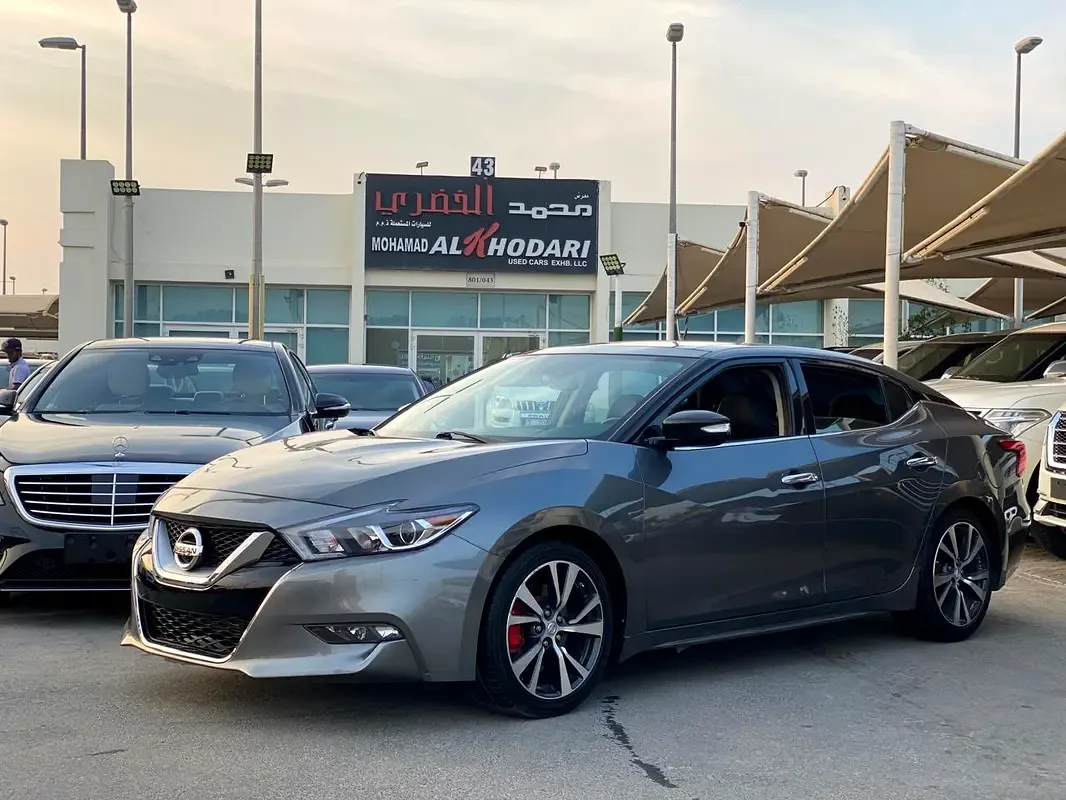 Nissan Maxima 3.5 CVT (300 hp)
