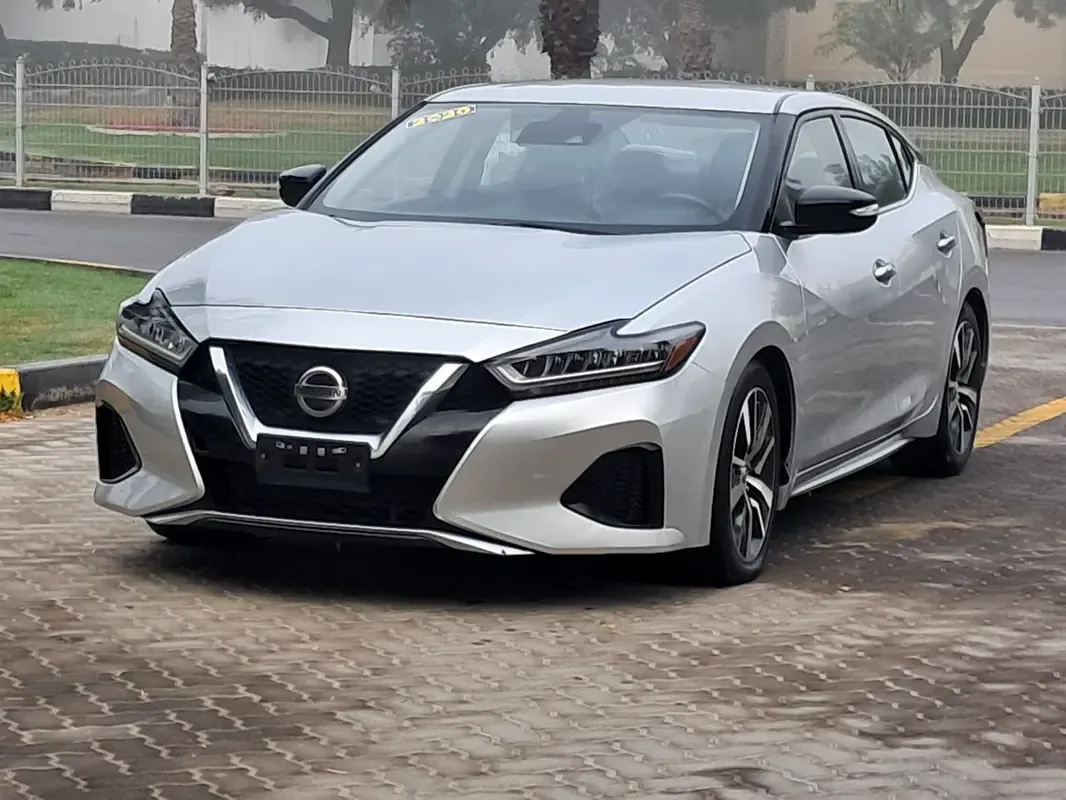 Nissan Maxima 3.5 CVT (300 hp)