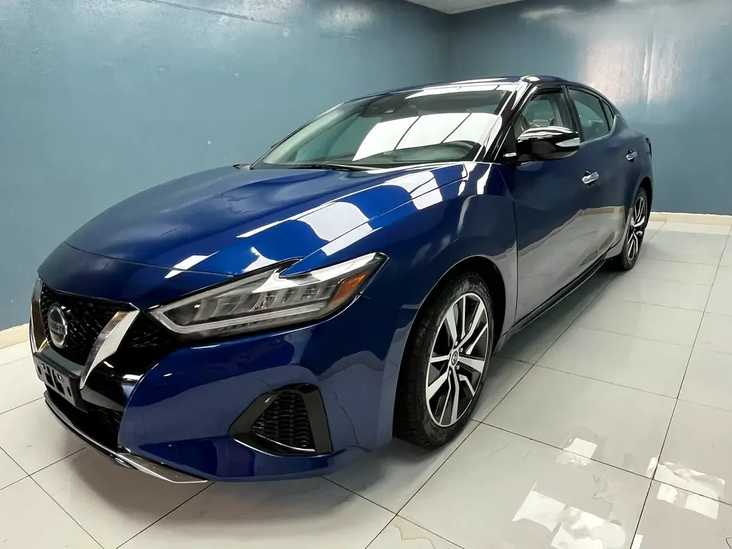 Nissan Maxima 3.5 CVT (300 hp)