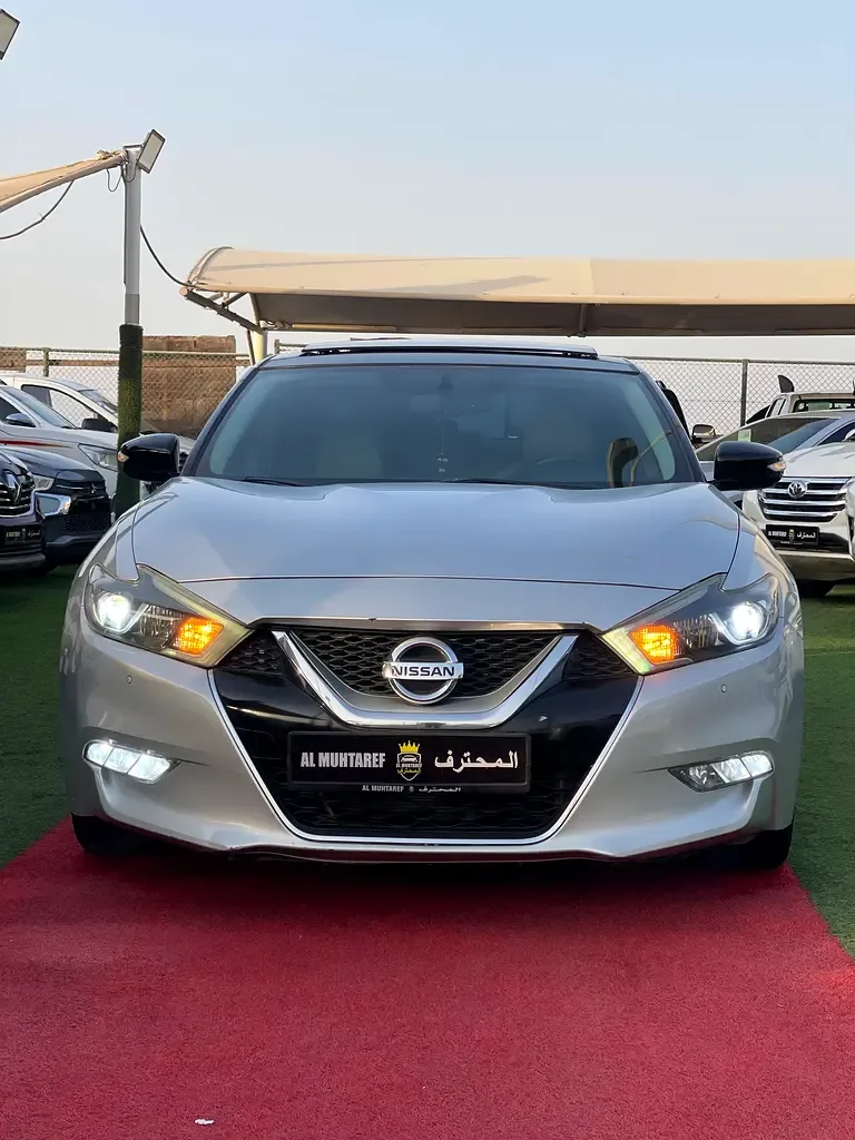 Nissan Maxima 3.5 CVT (300 hp)