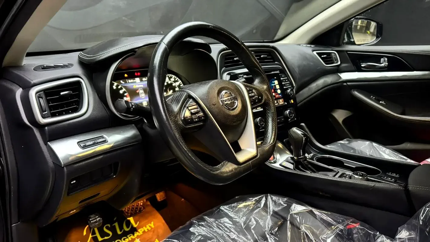 Nissan Maxima 3.5 CVT (300 hp) - 3