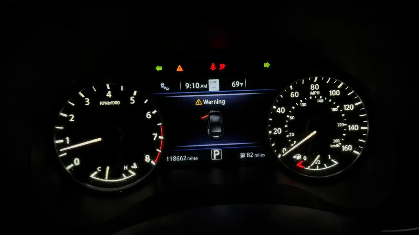 Nissan Maxima 3.5 CVT (300 hp) - 6
