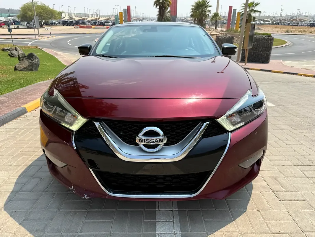 Nissan Maxima 3.5 CVT (300 حصان) - 4