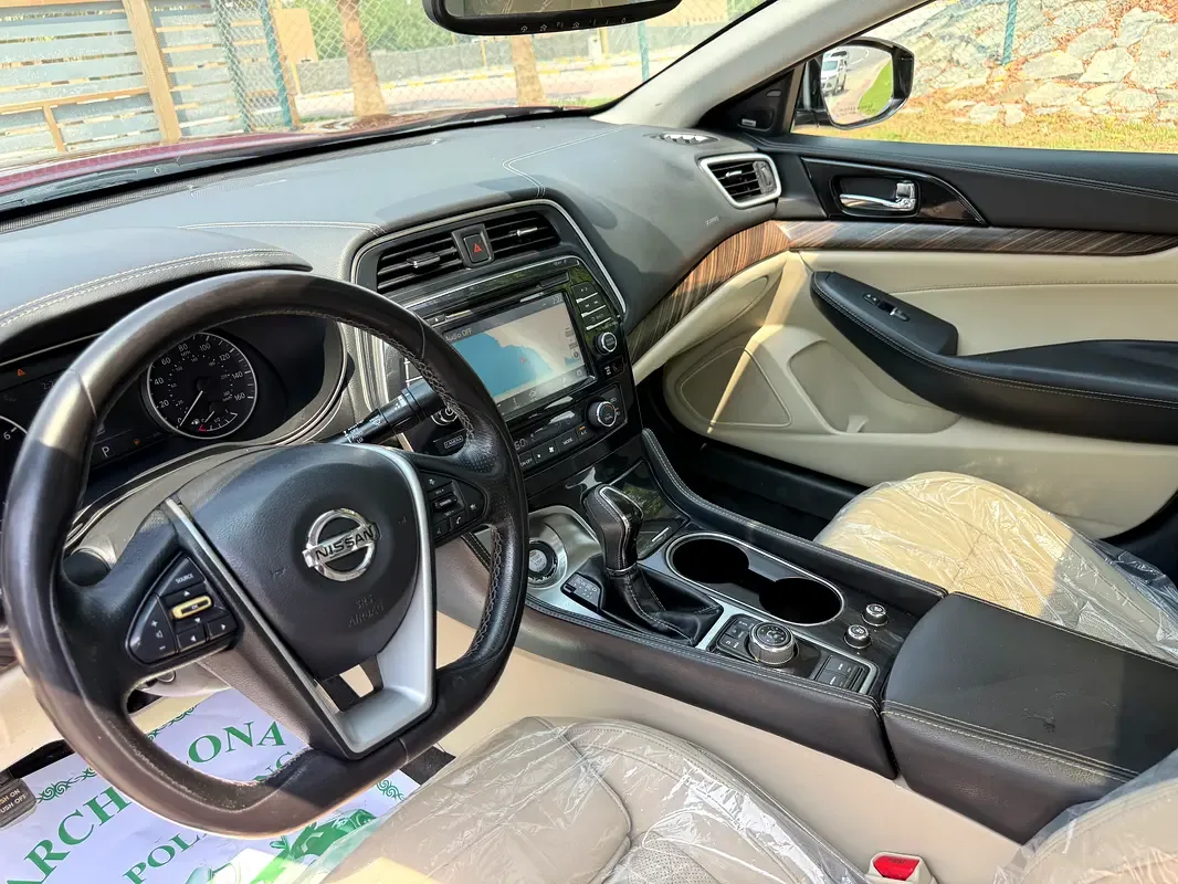 Nissan Maxima 3.5 CVT (300 حصان) - 16