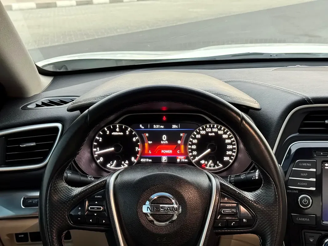 Nissan Maxima 3.5 CVT (300 حصان) - 7