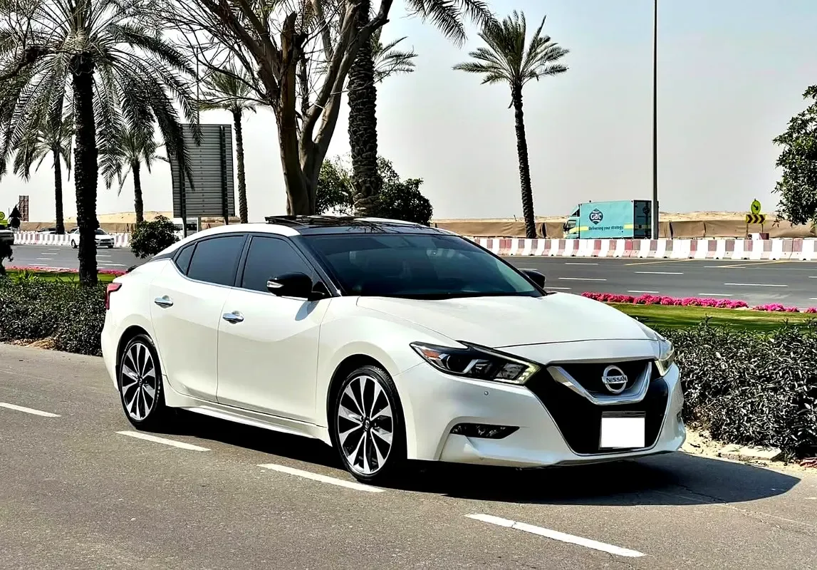 Nissan Maxima 3.5 CVT (300 hp)