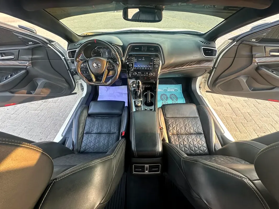 Nissan Maxima 3.5 CVT (300 hp) - 16