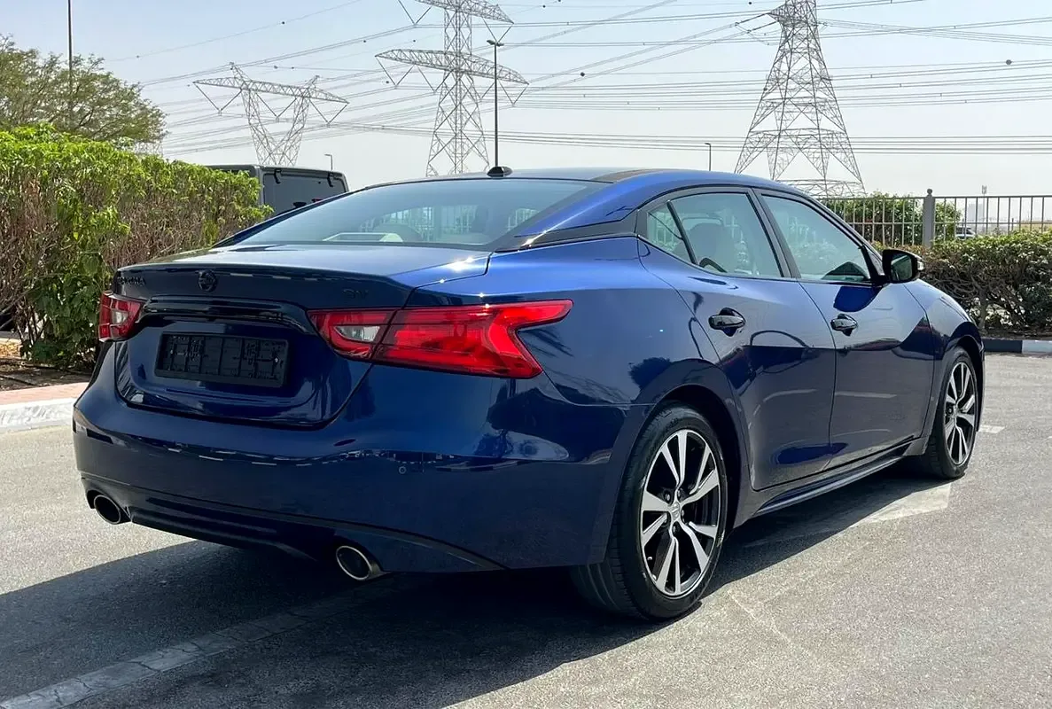 Nissan Maxima 3.5 CVT (300 حصان) - 6