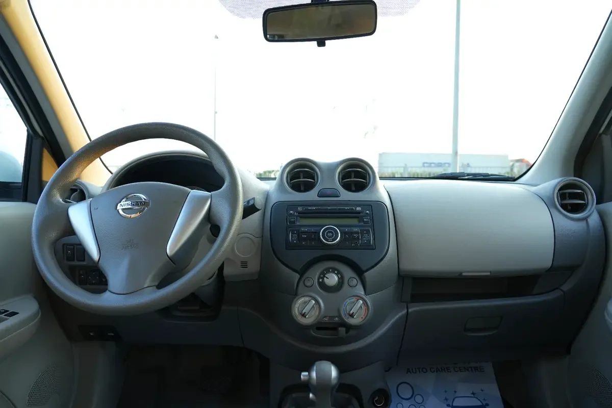 Nissan Micra 1.0 CVT (100 hp) - 8
