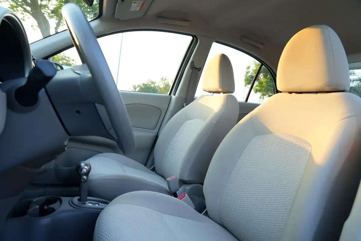 Nissan Micra 1.0 CVT (100 hp) - 9