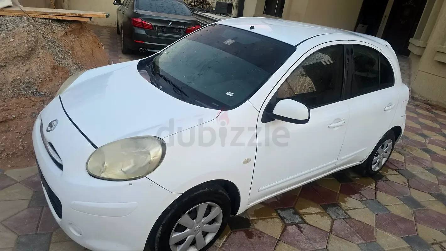 Nissan Micra 1.2 CVT (98 hp)