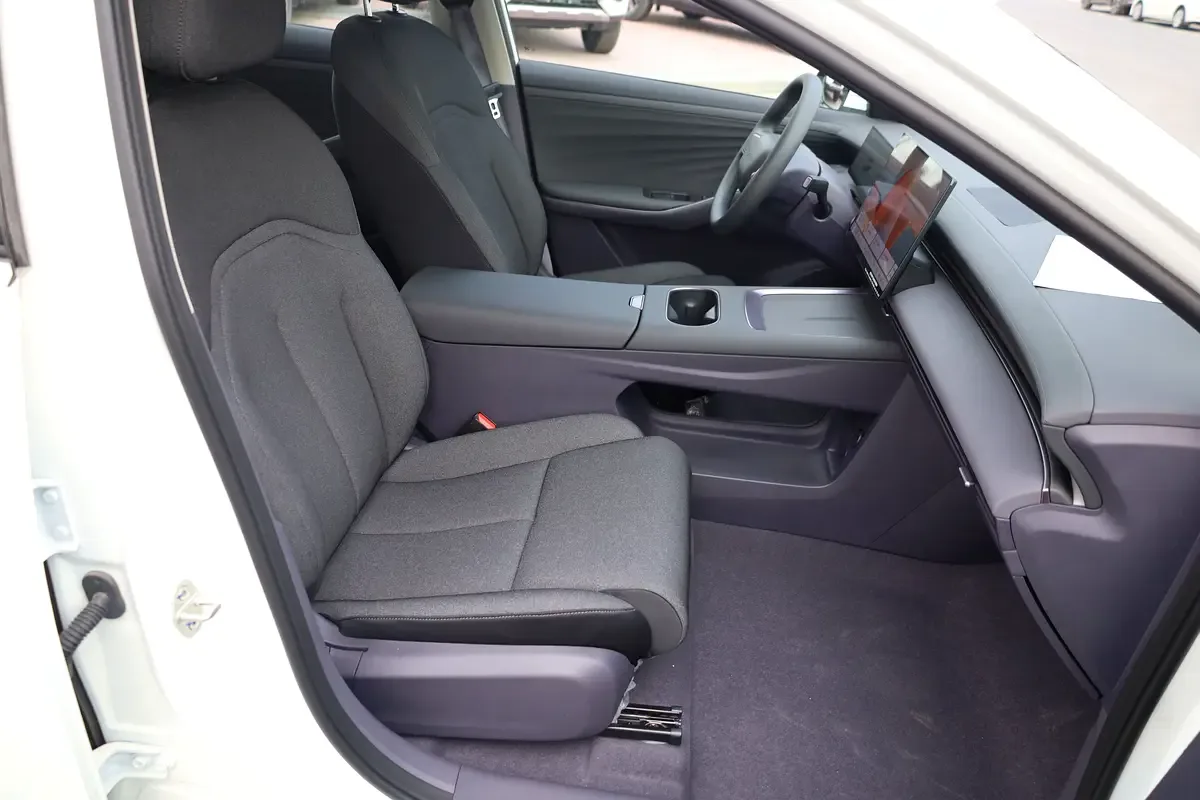 Nissan N6 1.5 AT (313 حصان) - 7