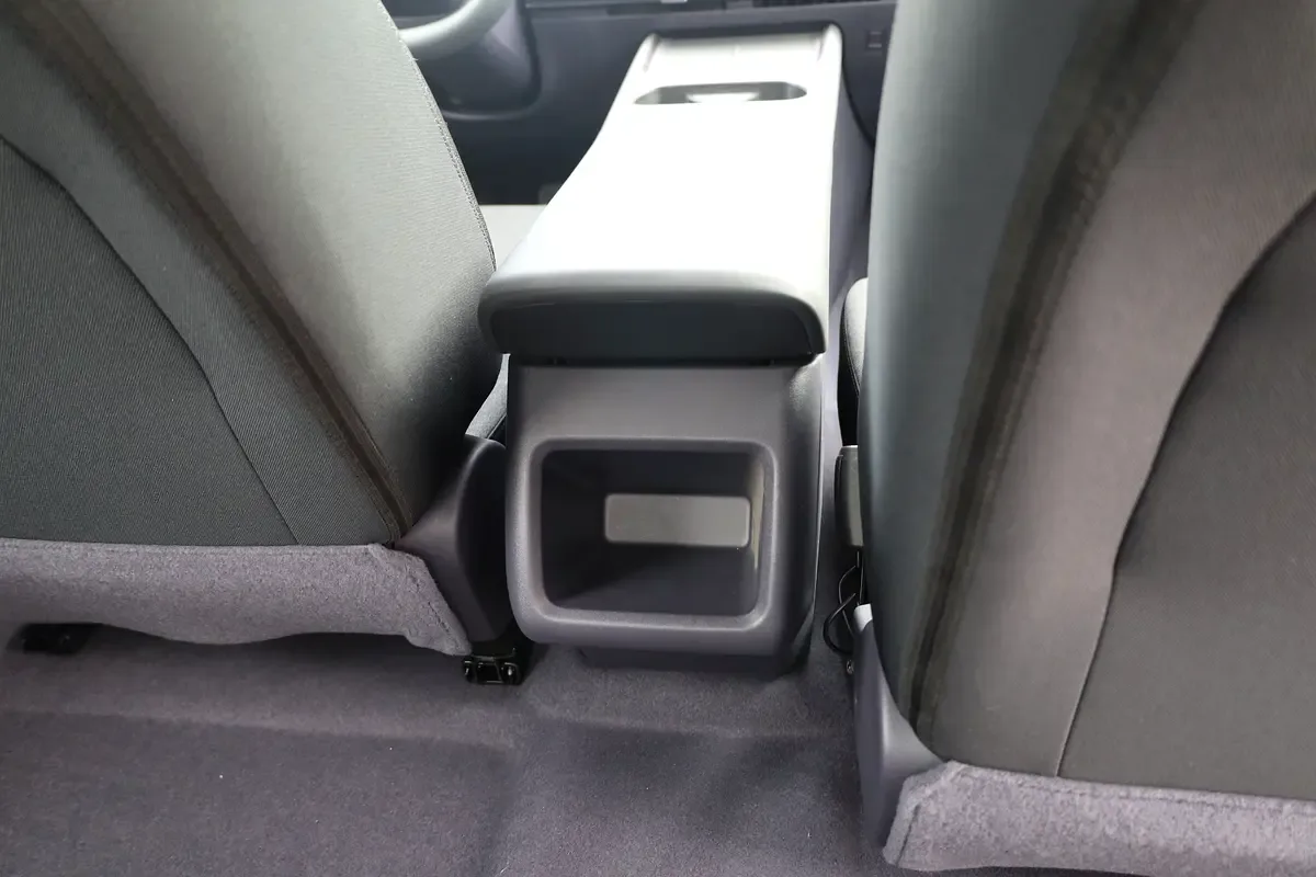 Nissan N6 1.5 AT (313 حصان) - 16