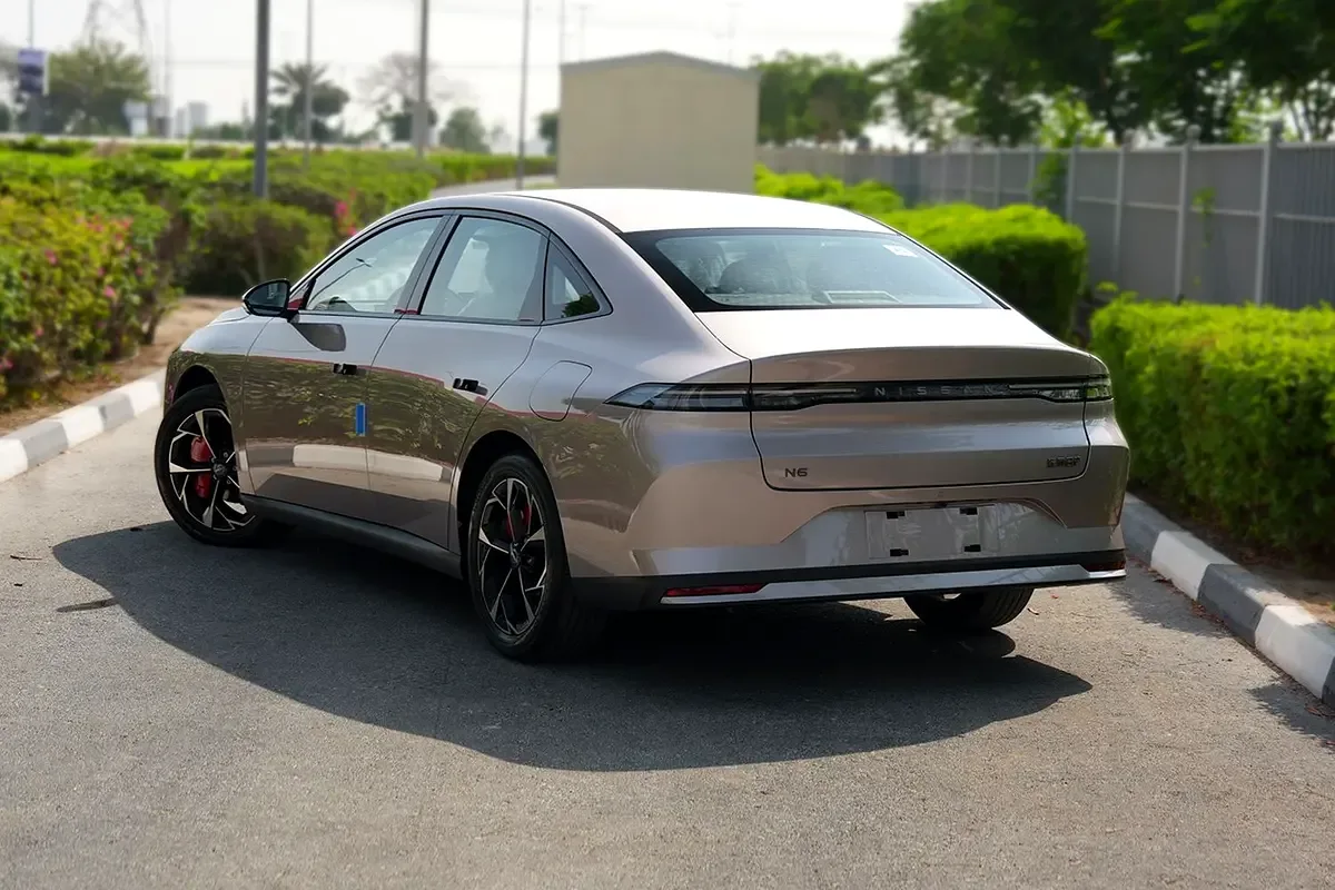 Nissan N6 1.5 AT (313 hp) - 4