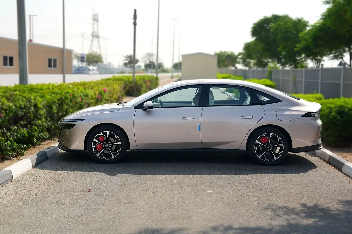 Nissan N6 1.5 AT (313 hp) - 7