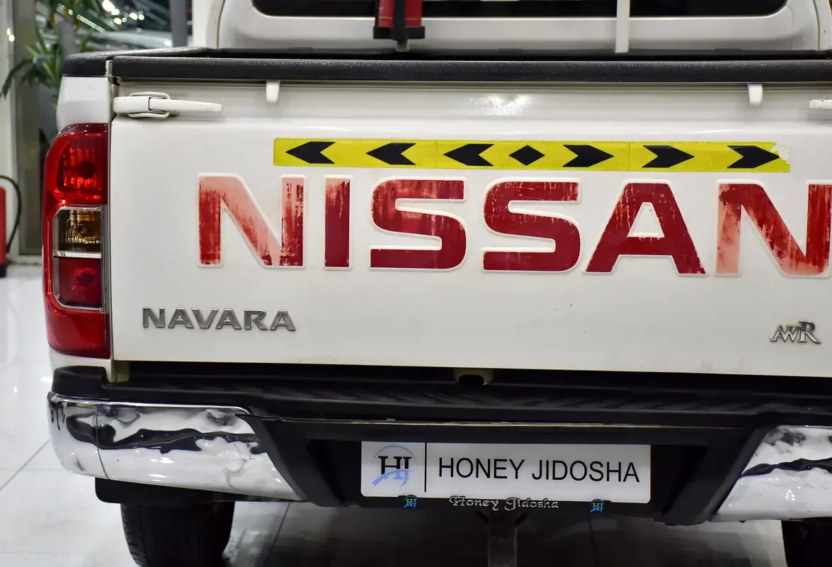 Nissan Navara (Frontier) 2.3 AT (190 حصان) - 8