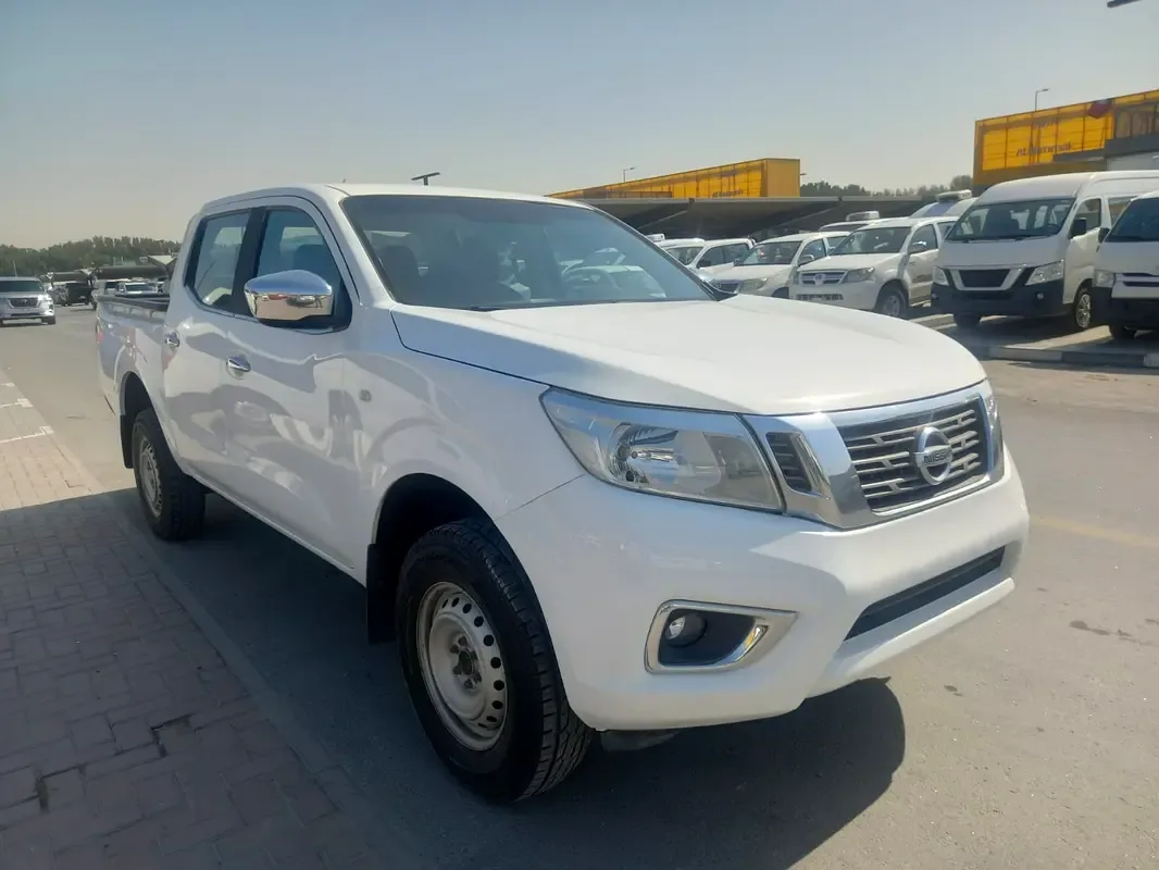 Nissan Navara (Frontier) 2.3 AT (190 hp)