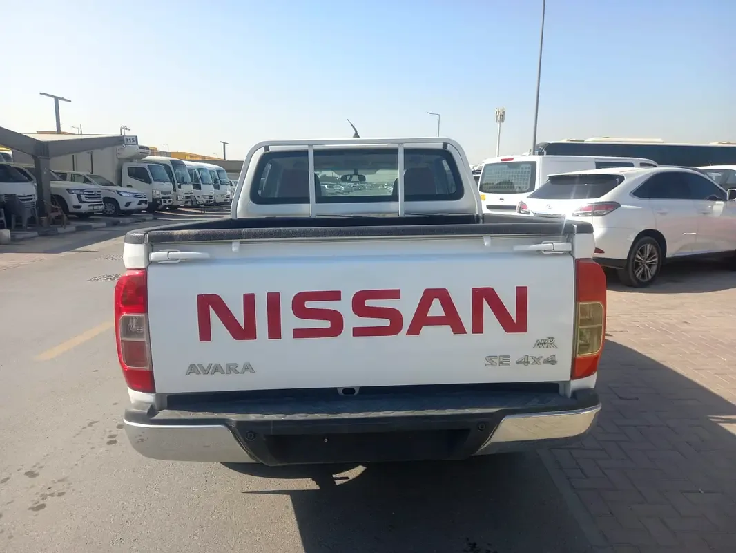 Nissan Navara (Frontier) 2.3 AT (190 حصان) - 5