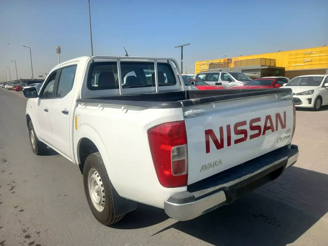 Nissan Navara (Frontier) 2.3 AT (190 حصان) - 7