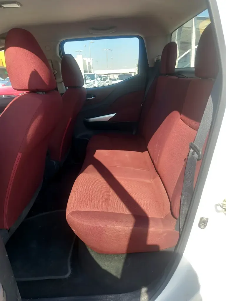 Nissan Navara (Frontier) 2.3 AT (190 حصان) - 11