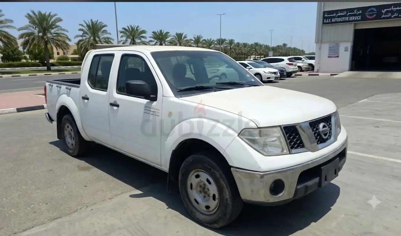 Nissan Navara (Frontier) 2.5 AT (152 hp)