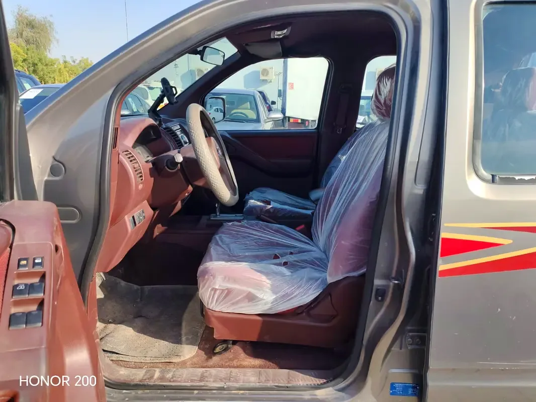 Nissan Navara (Frontier) 2.5 AT (152 hp) - 5