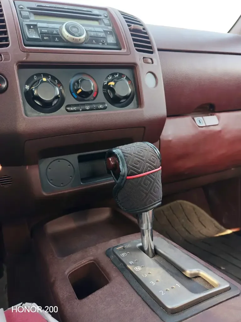 Nissan Navara (Frontier) 2.5 AT (152 hp) - 3