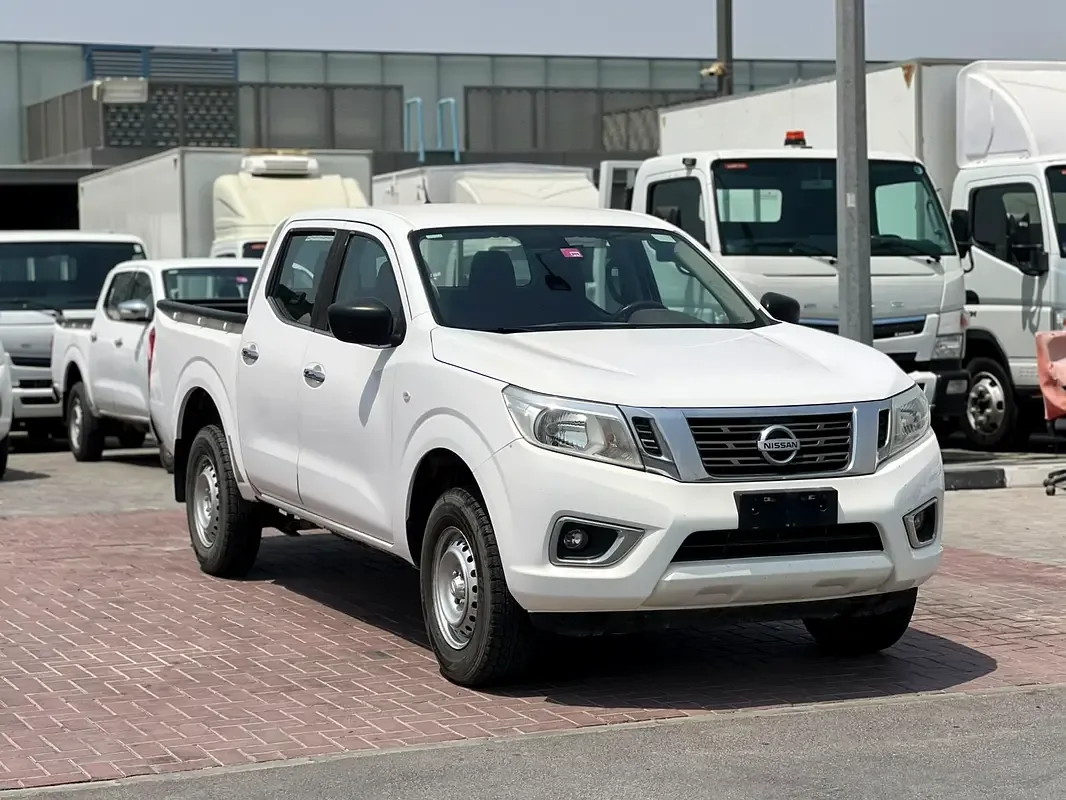 Nissan Navara (Frontier) 2.5 AT (168 hp)