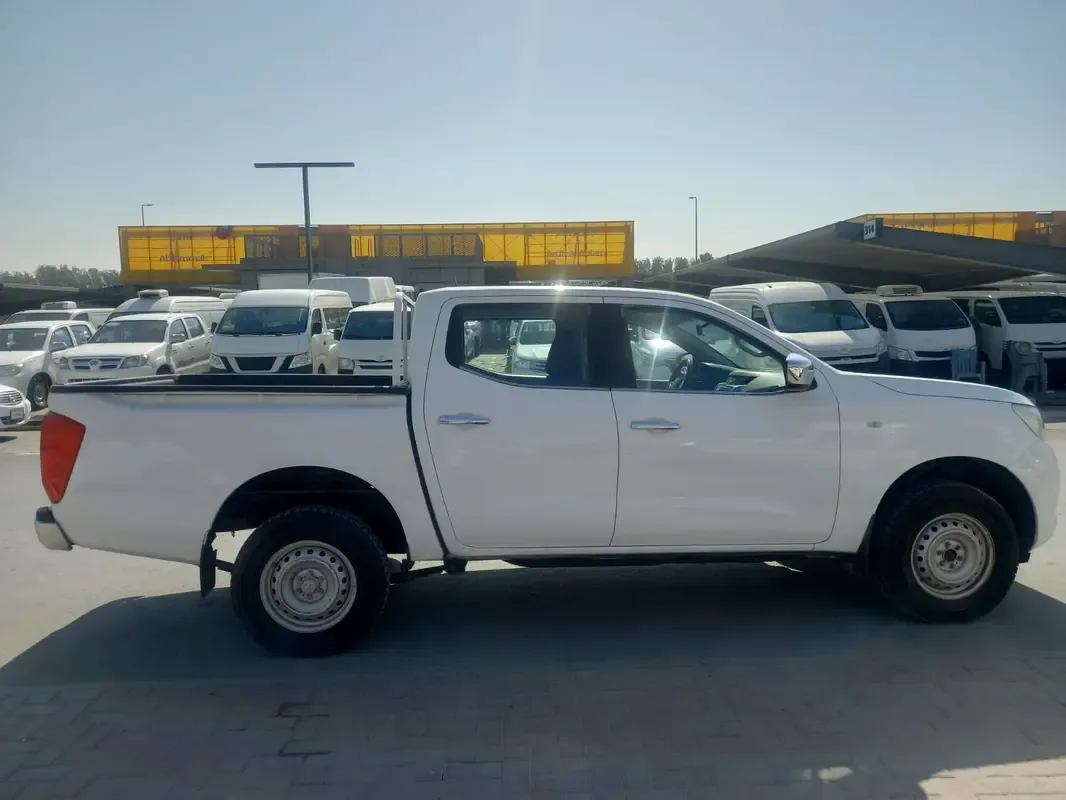 Nissan Navara (Frontier) 2.5 AT (168 hp) - 5