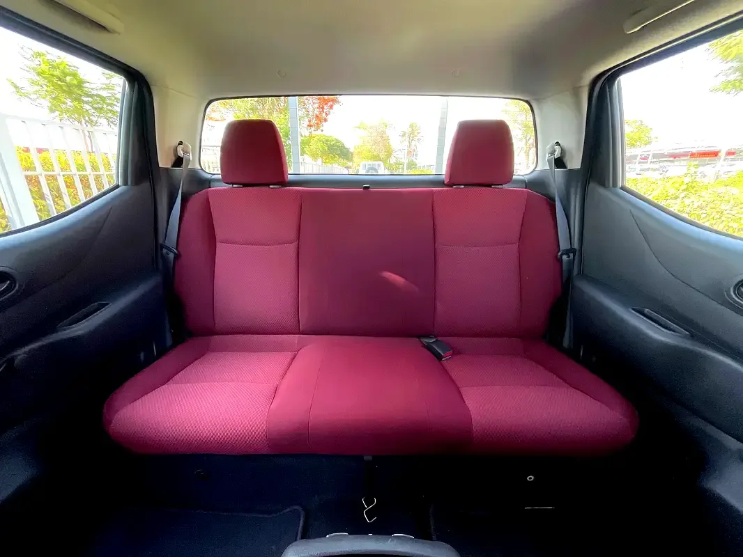 Nissan Navara (Frontier) 2.5 AT (168 حصان) - 11