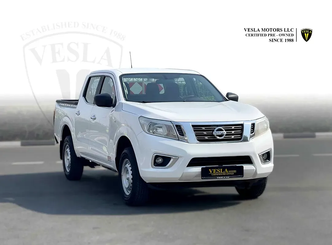 Nissan Navara (Frontier) 2.5 MT (158 حصان)