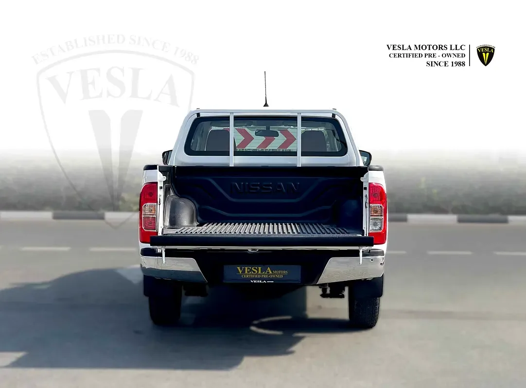 Nissan Navara (Frontier) 2.5 MT (158 حصان) - 9