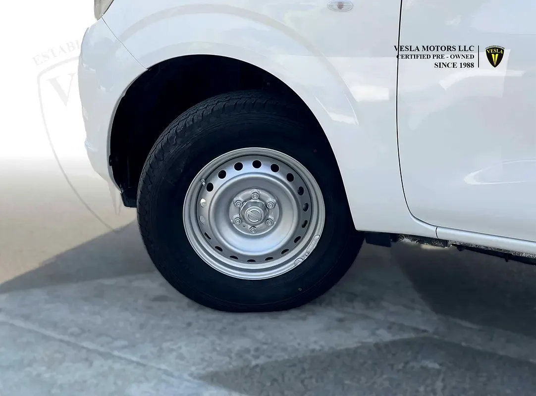 Nissan Navara (Frontier) 2.5 MT (158 حصان) - 10