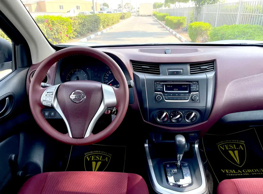 Nissan Navara (Frontier) 2.5 MT (158 حصان) - 13