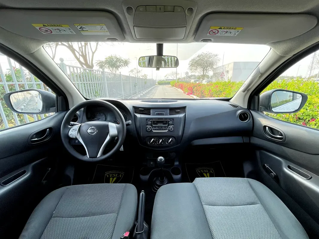 Nissan Navara (Frontier) 2.5 MT RWD (190 حصان) - 13