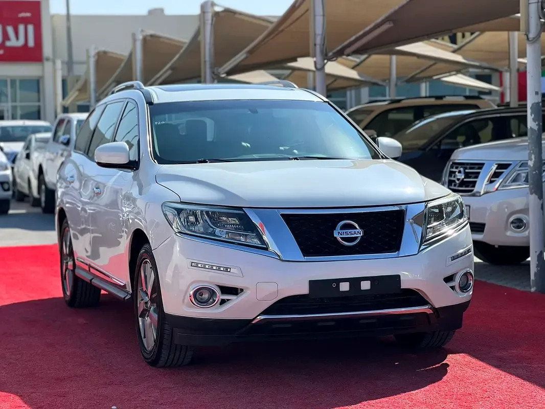 Nissan Pathfinder 3.5 AT (220 hp)