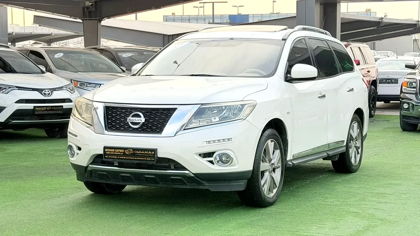 Nissan Pathfinder 3.5 AT (243 hp)