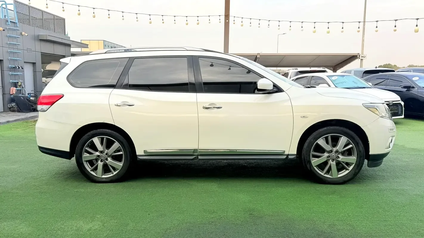Nissan Pathfinder 3.5 AT (243 hp) - 6